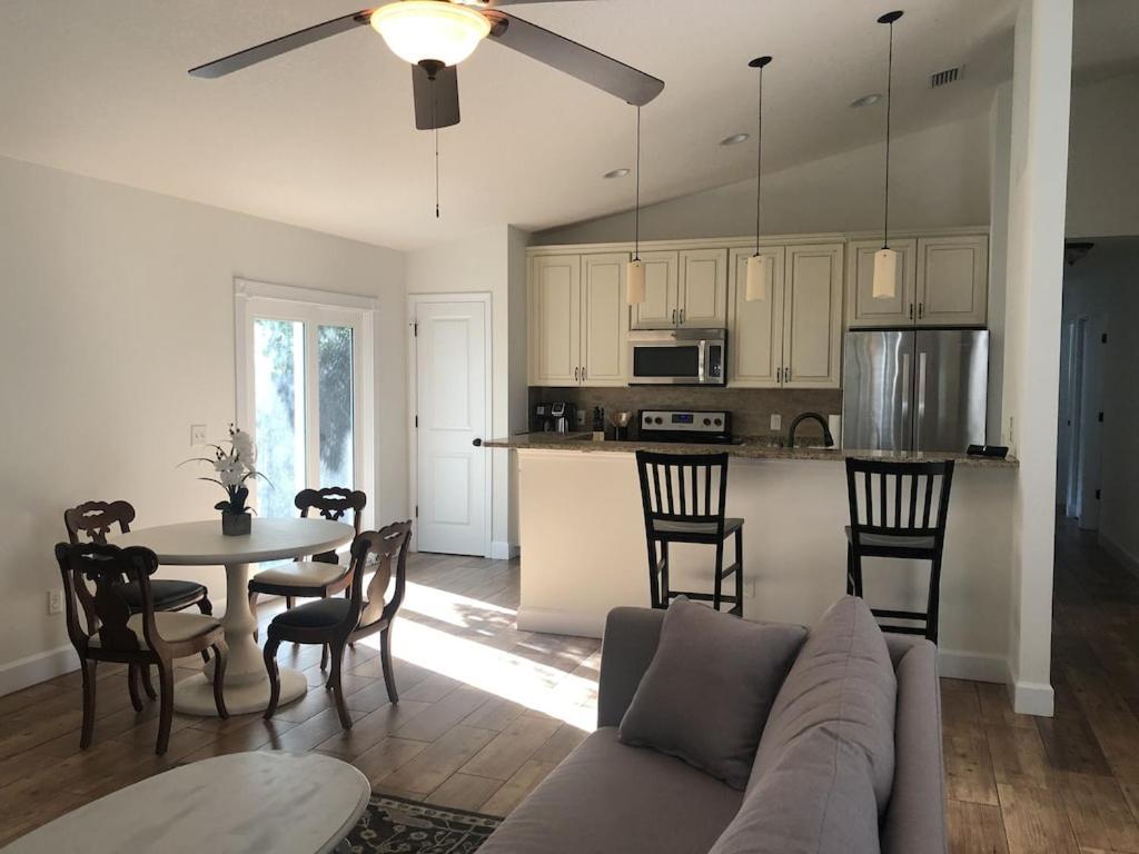 Modern, Upscale, And New Blue Bungalow In The Heart Of Downtown St Augustine St. Augustine Buitenkant foto